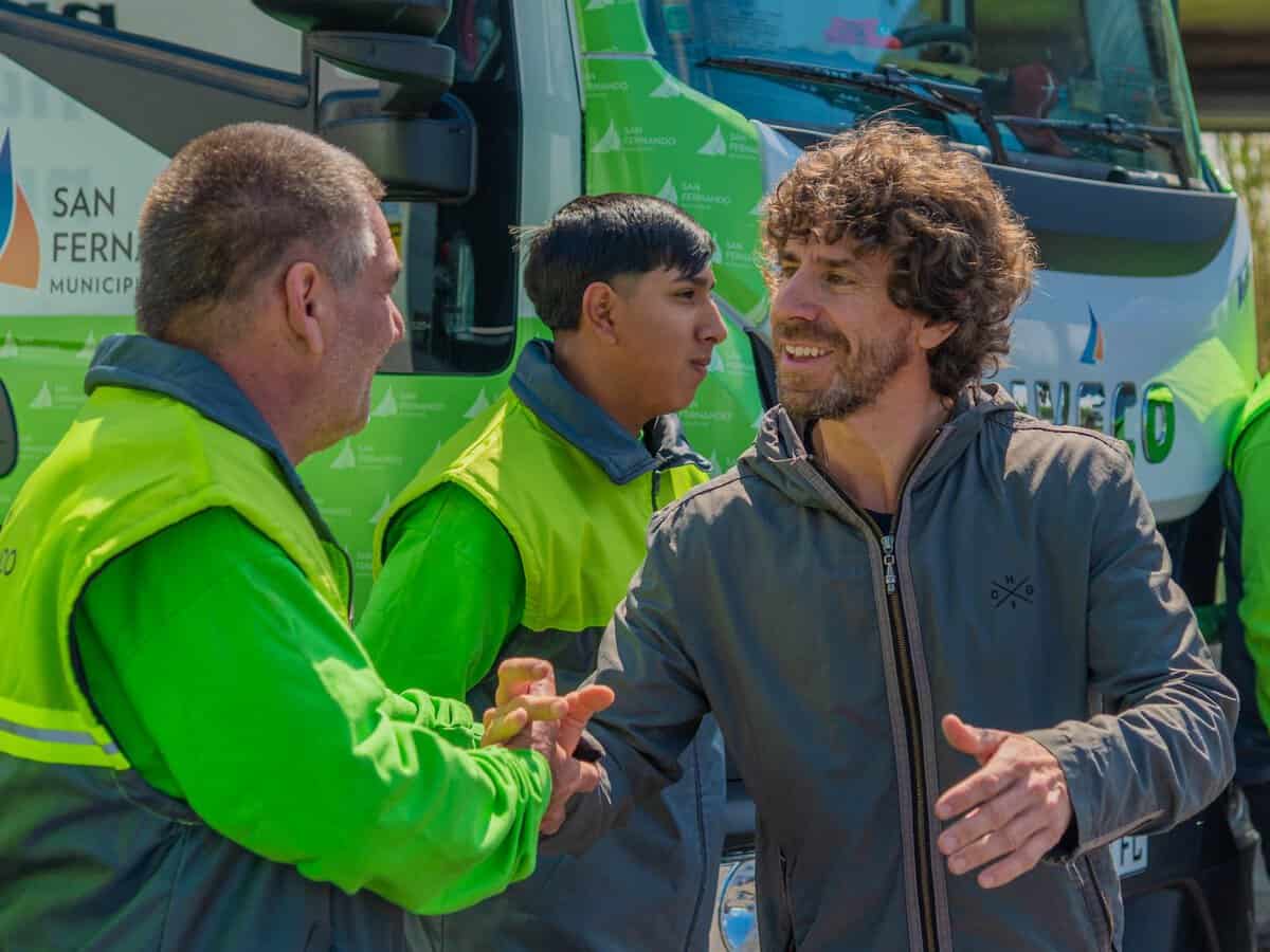 San Fernando sumó 24 nuevos vehículos para reforzar los servicios municipales 1 6 nuevos moviles san fernando oct2026