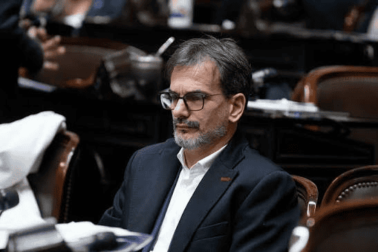Sebastián Galmarini pidió ampliar el peronismo para ganarle a Milei en 2027: “El peronómetro en la mano no resuelve nada” Sebastián Galmarini pidió ampliar el peronismo para ganarle a Milei en 2027: “El peronómetro en la mano no resuelve nada”
