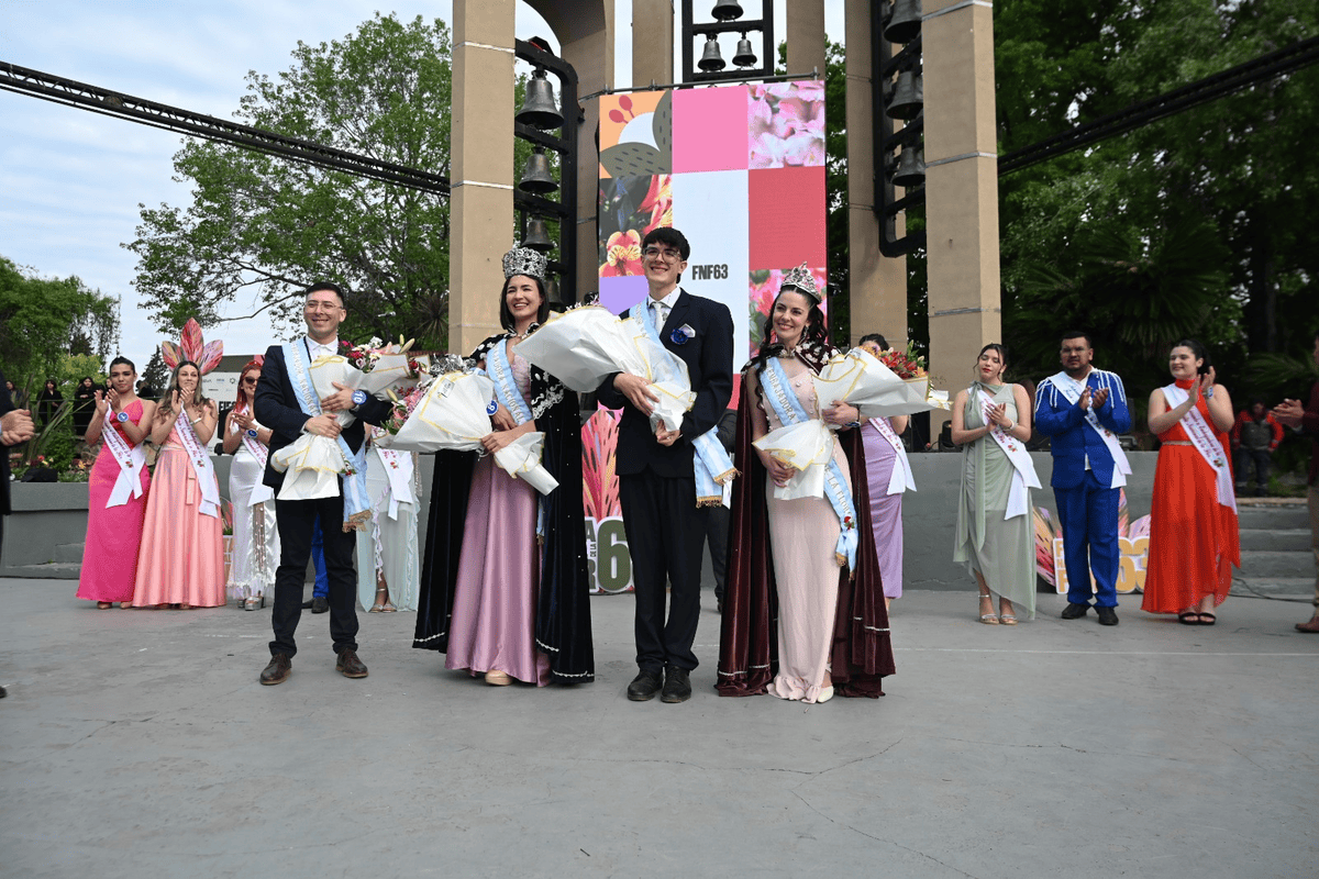 La Fiesta Nacional de la Flor eligió a su carroza ganadora y presentó a los nuevos embajadores 1 image 82
